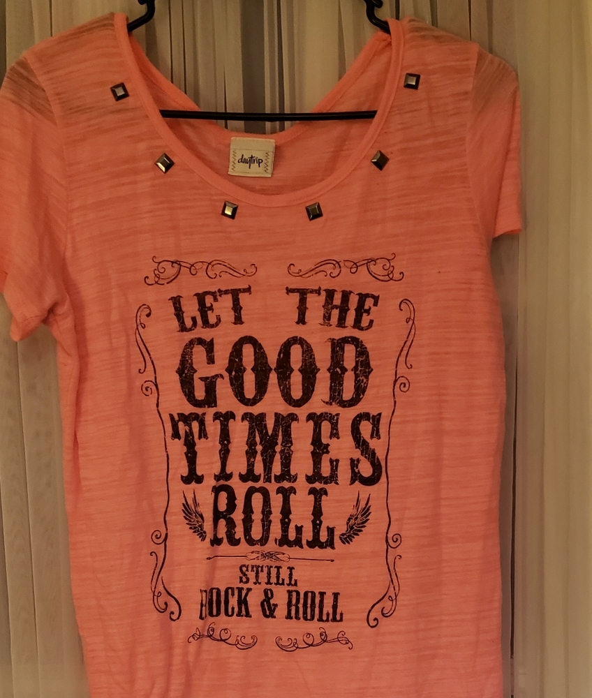 COPY - Cute lightweight daytrip shirt